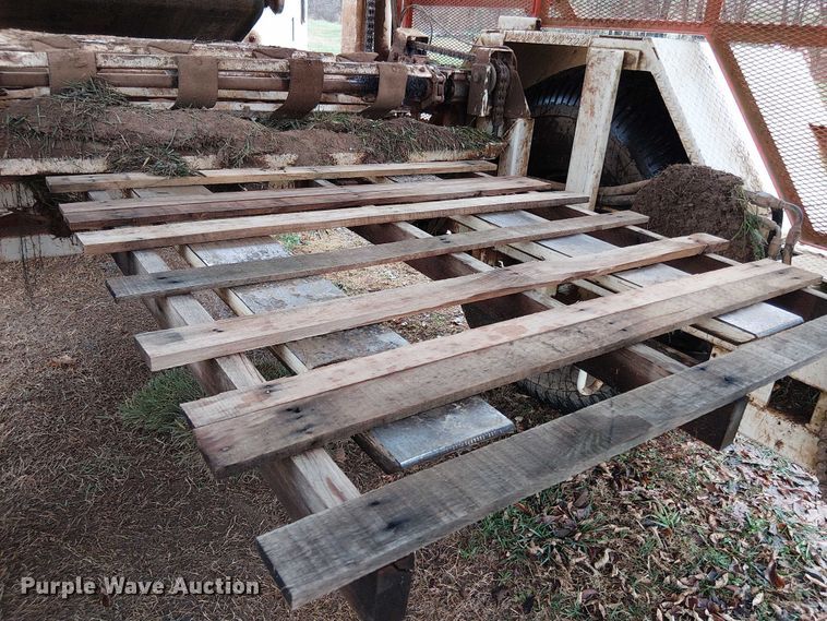 image for item DT4706 2006 Trebro AutoStack sod harvester