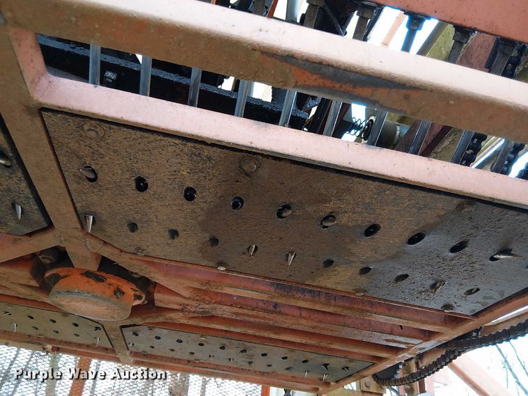 image for item DT4706 2006 Trebro AutoStack sod harvester