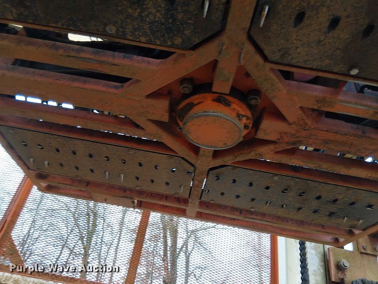 image for item DT4706 2006 Trebro AutoStack sod harvester