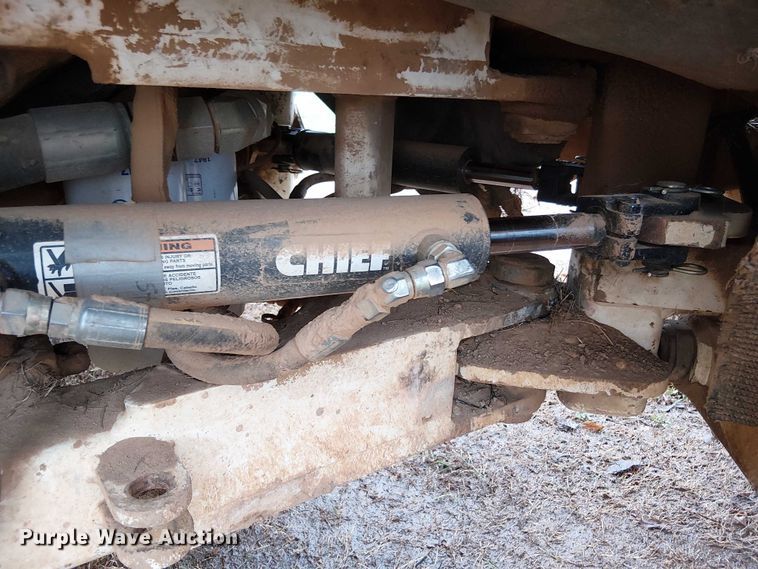 image for item DT4706 2006 Trebro AutoStack sod harvester