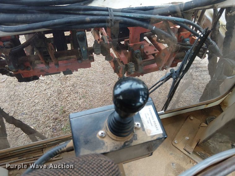 image for item DT4706 2006 Trebro AutoStack sod harvester