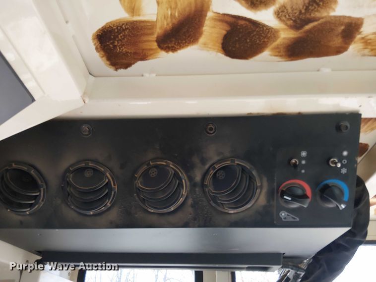 image for item DT4706 2006 Trebro AutoStack sod harvester