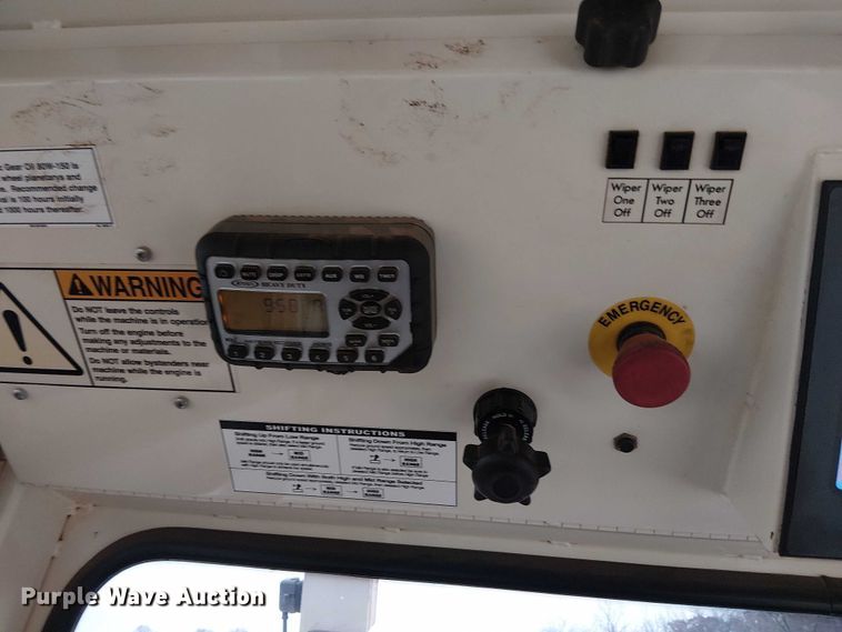 image for item DT4706 2006 Trebro AutoStack sod harvester