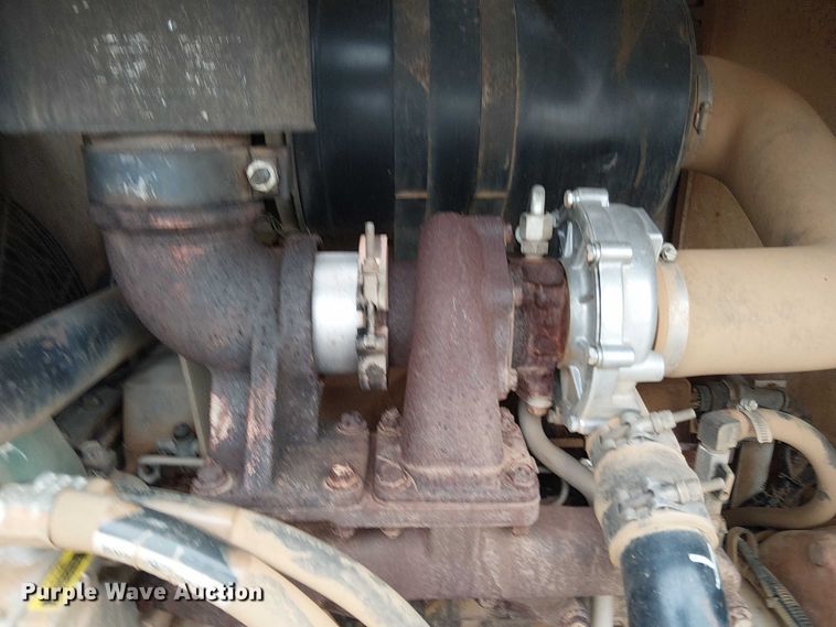 image for item DT4706 2006 Trebro AutoStack sod harvester