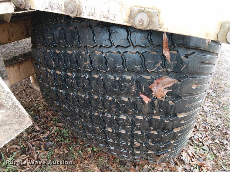 image for item DT4706 2006 Trebro AutoStack sod harvester