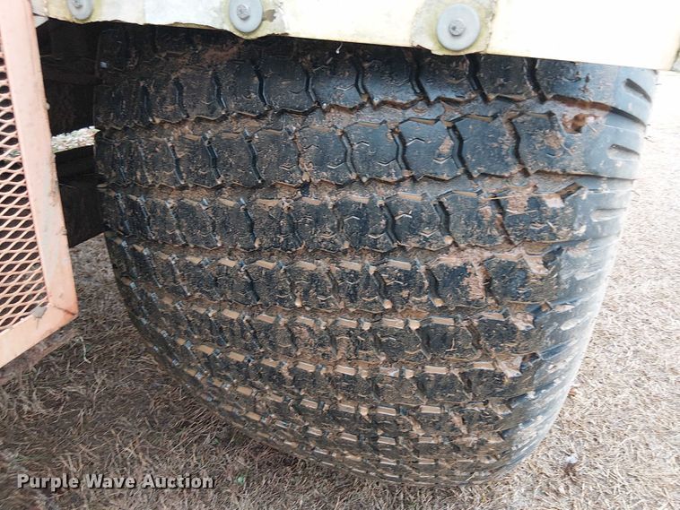 image for item DT4706 2006 Trebro AutoStack sod harvester