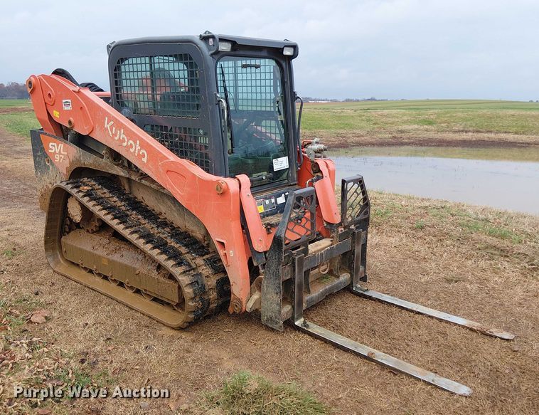 MINI CARGADOR SOBRE ORUGAS 2022 KUBOTA SVL972