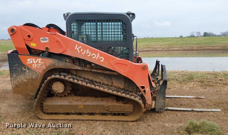 MINI CARGADOR SOBRE ORUGAS 2022 KUBOTA SVL972