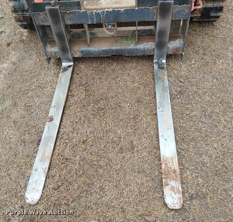 image for item DT4707 2022 Kubota SVL 97-2 tracked skid steer loader