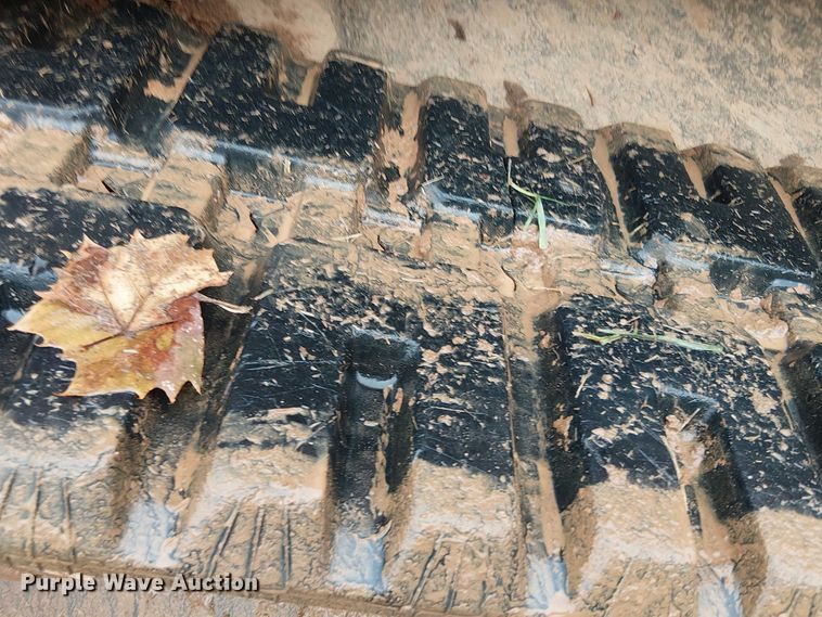 image for item DT4707 2022 Kubota SVL 97-2 tracked skid steer loader