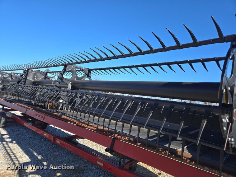 image for item DT4727 2017 MacDon FD75-S flex draper head