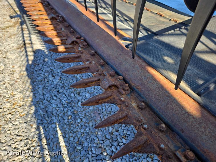 image for item DT4727 2017 MacDon FD75-S flex draper head