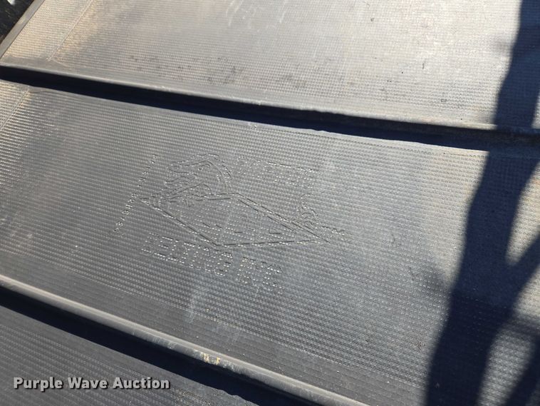 image for item DT4727 2017 MacDon FD75-S flex draper head