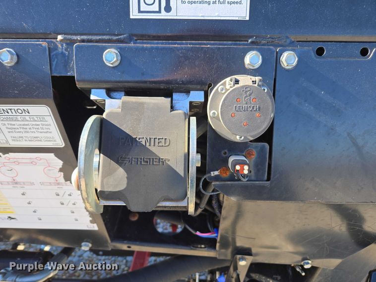 image for item DT4727 2017 MacDon FD75-S flex draper head