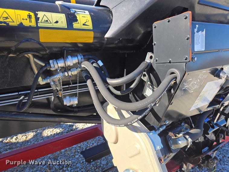 image for item DT4727 2017 MacDon FD75-S flex draper head