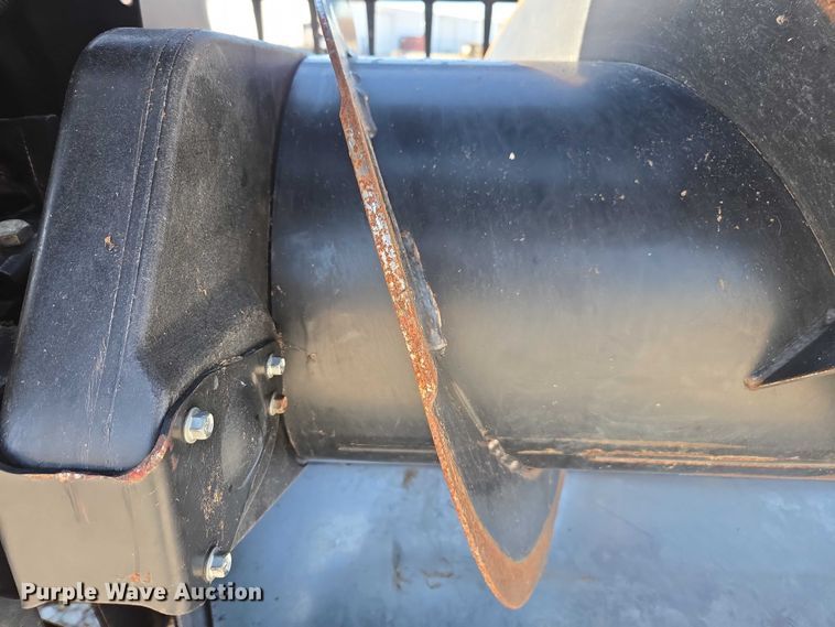 image for item DT4727 2017 MacDon FD75-S flex draper head