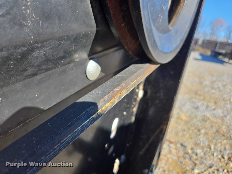 image for item DT4727 2017 MacDon FD75-S flex draper head