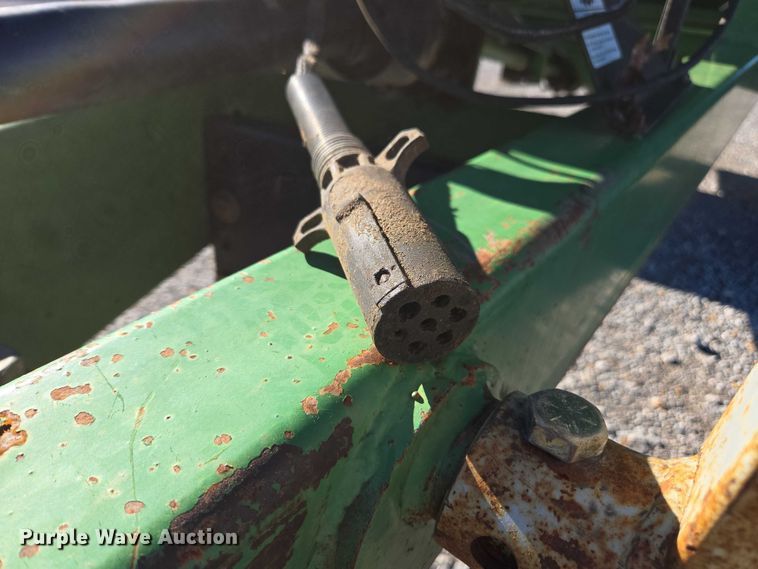 image for item DT4730 1997 J&M 750-16 grain cart