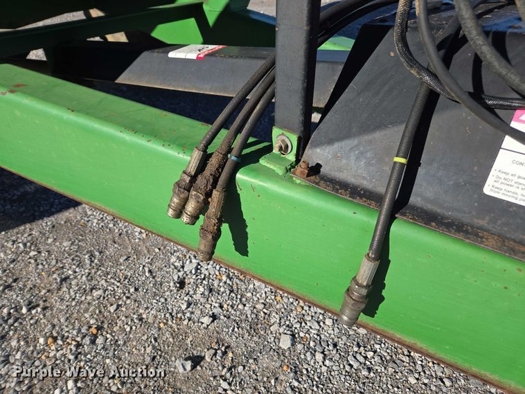 image for item DT4730 1997 J&M 750-16 grain cart