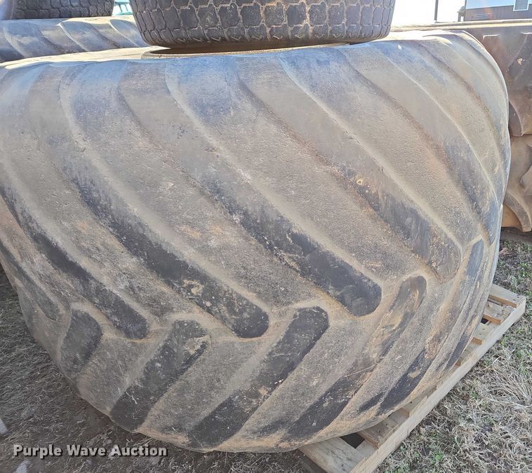 image for item DT4732 Approximately 20 tires and wheels
