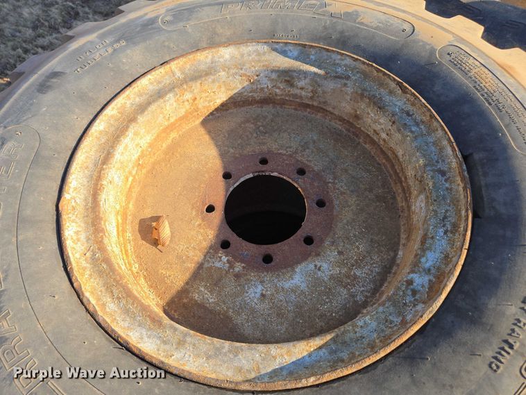 image for item DT4732 Approximately 20 tires and wheels