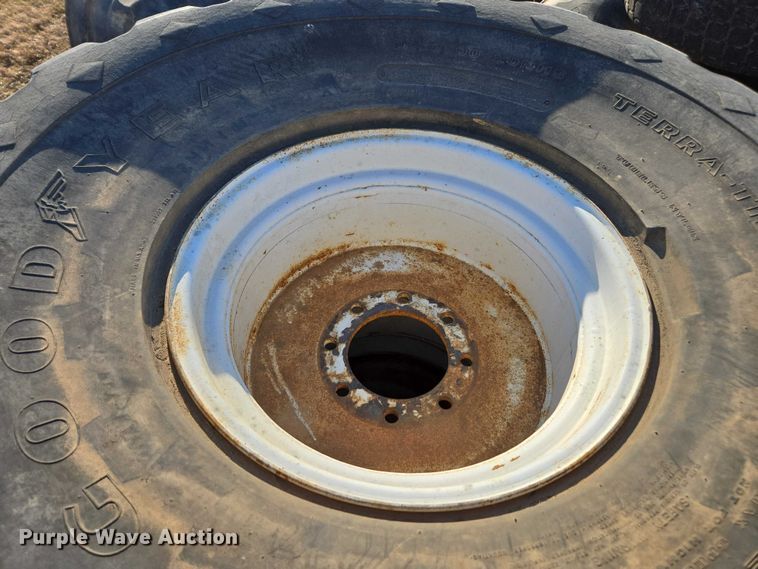 image for item DT4732 Approximately 20 tires and wheels