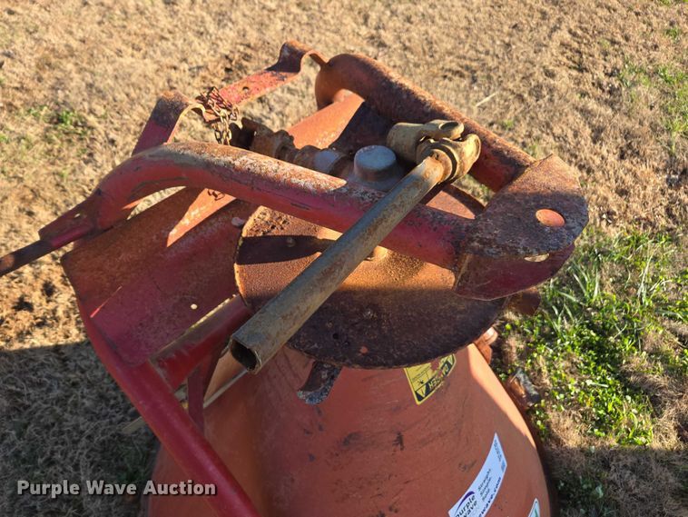 image for item DT4735 First Choice 500 seeder