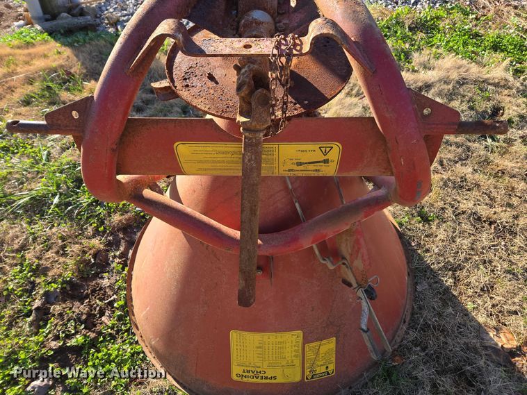 image for item DT4735 First Choice 500 seeder