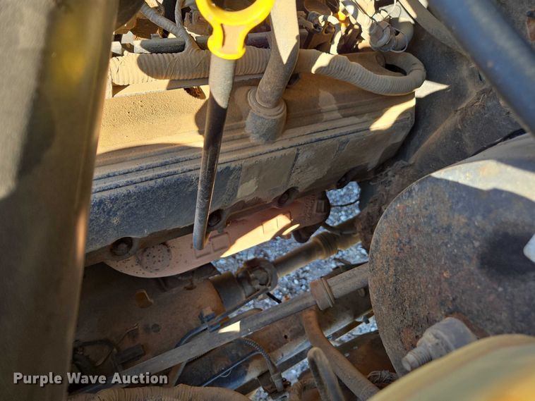 image for item DT4737 2003 Ford F250 Super Duty XLT pickup truck