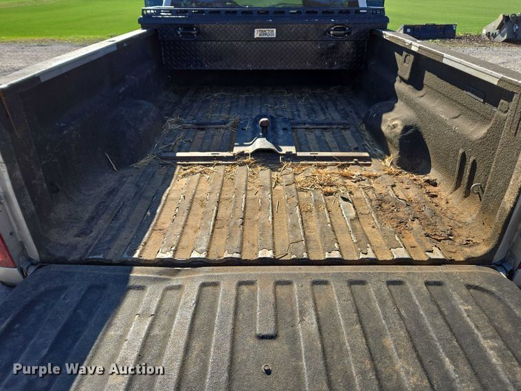 image for item DT4738 2008 GMC Sierra pickup truck