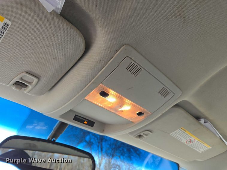 image for item DT4738 2008 GMC Sierra pickup truck