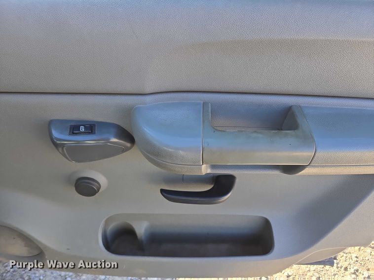 image for item DT4738 2008 GMC Sierra pickup truck