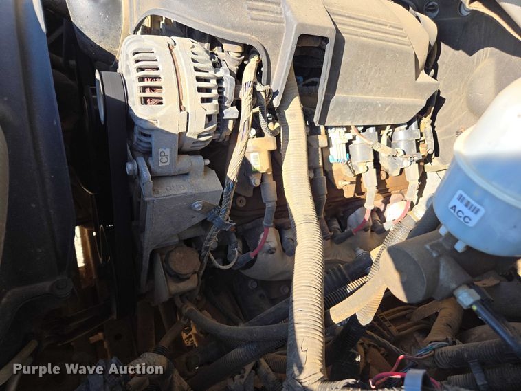 image for item DT4738 2008 GMC Sierra pickup truck