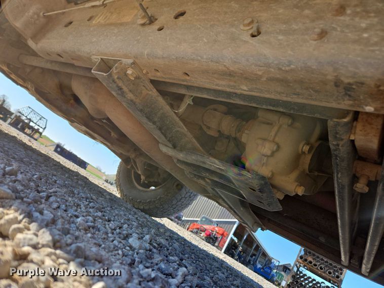 image for item DT4738 2008 GMC Sierra pickup truck