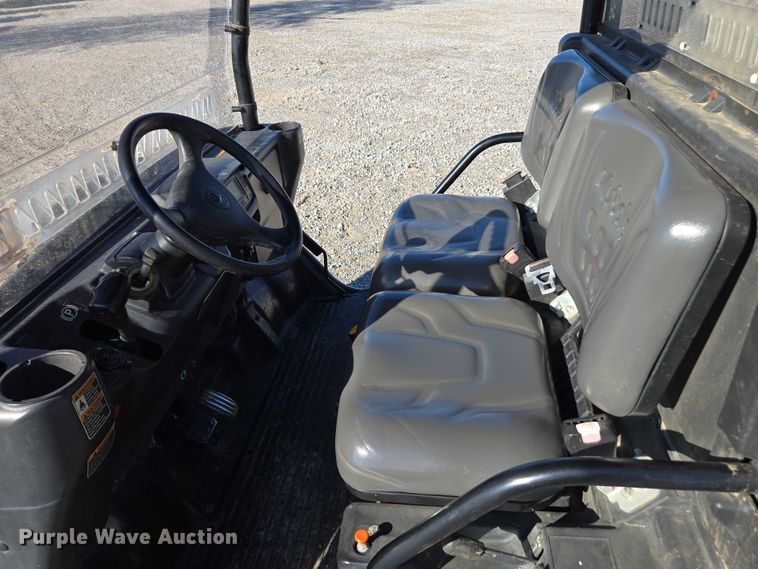 image for item DT4739 2017 Kubota RTV-X900 utility vehicle