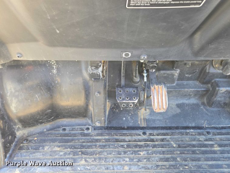 image for item DT4739 2017 Kubota RTV-X900 utility vehicle