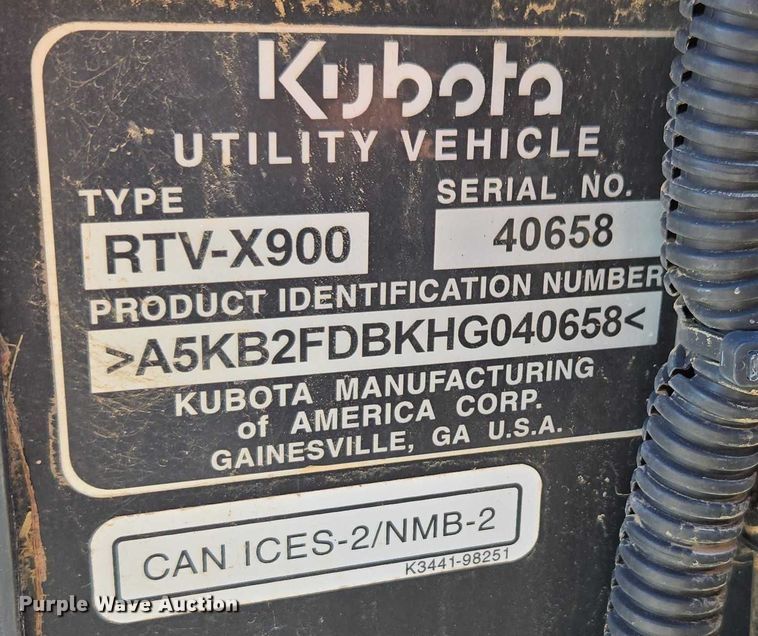 image for item DT4739 2017 Kubota RTV-X900 utility vehicle