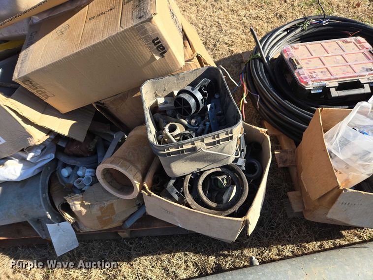 image for item DT4741 Center pivot parts