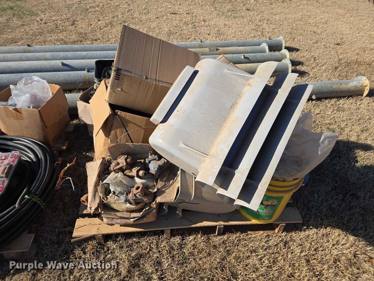 image for item DT4741 Center pivot parts