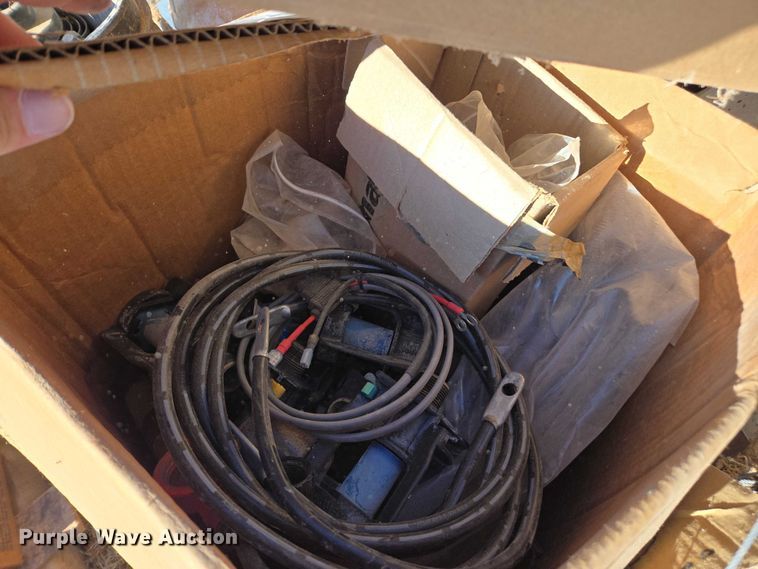 image for item DT4741 Center pivot parts