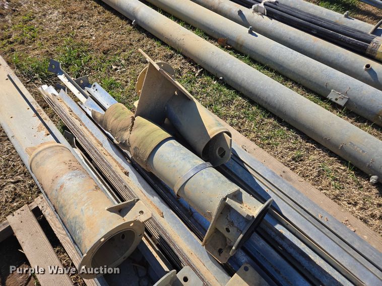 image for item DT4741 Center pivot parts