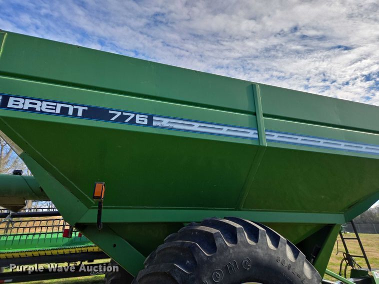 image for item DU2568 Unverferth Brent 776 grain cart