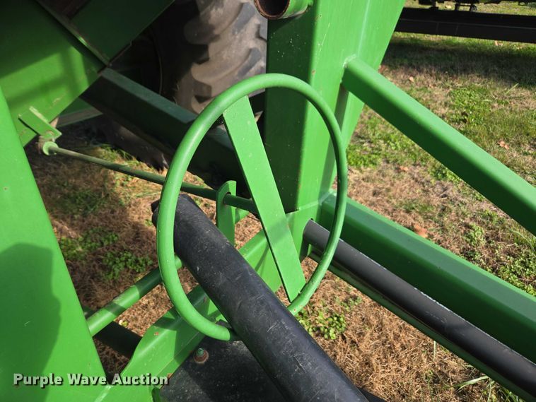 image for item DU2568 Unverferth Brent 776 grain cart