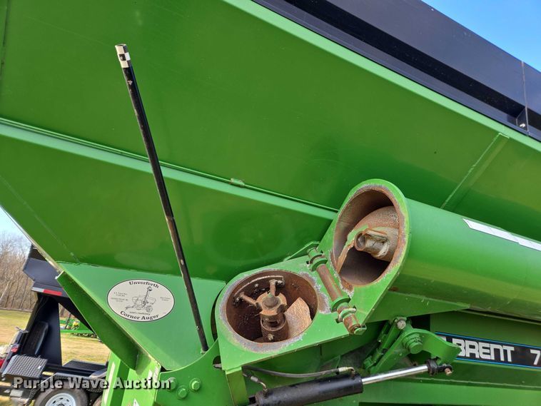 image for item DU2568 Unverferth Brent 776 grain cart