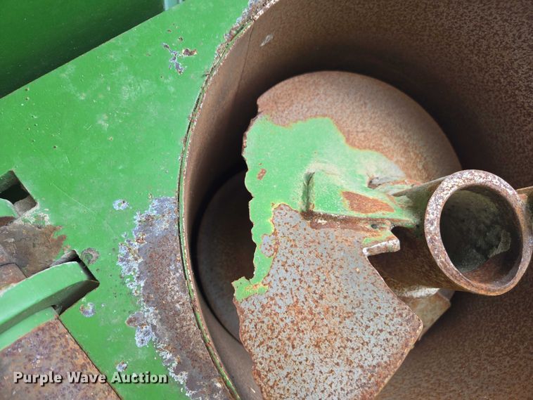 image for item DU2568 Unverferth Brent 776 grain cart