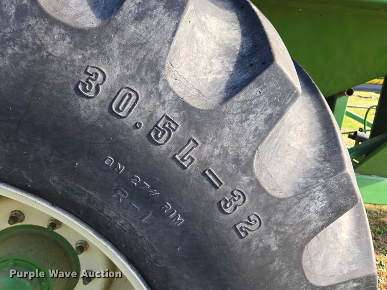 image for item DU2568 Unverferth Brent 776 grain cart