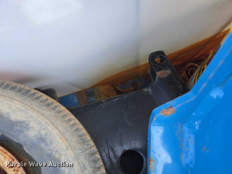 image for item DU2569 Kinze 3600 split row no-till planter