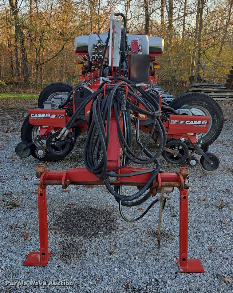image for item DU2570 2013 Case IH 1250 Early Riser no-till planter