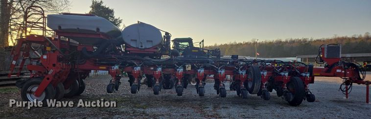 image for item DU2570 2013 Case IH 1250 Early Riser no-till planter