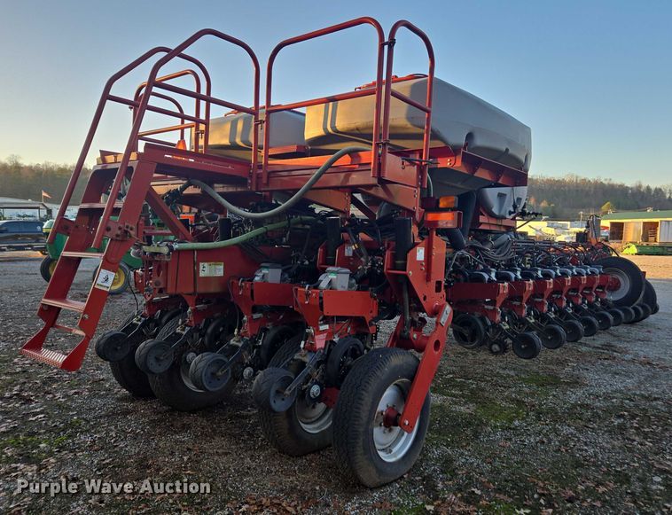 image for item DU2570 2013 Case IH 1250 Early Riser no-till planter